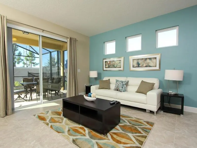 Gorgeous 5 Bedroom 4.5 Bath Pool Home With Games Room Davenport