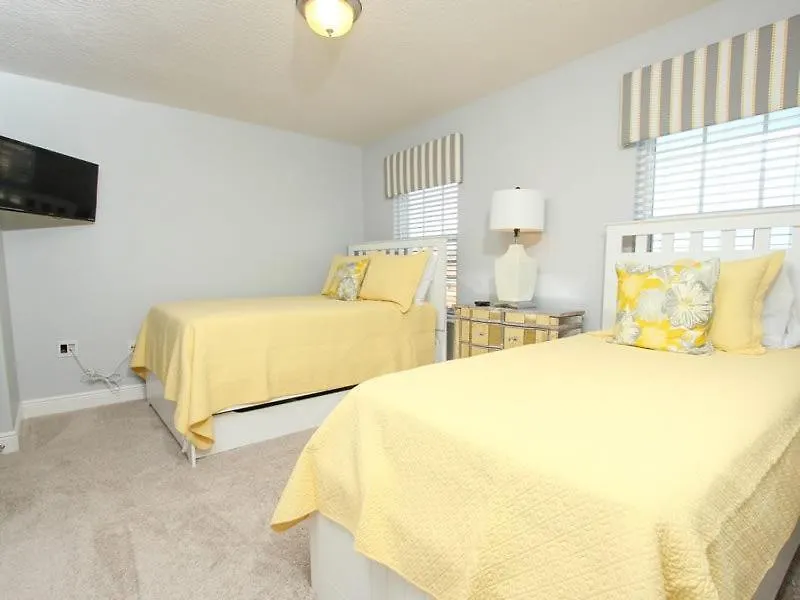 Holiday home Gorgeous 5 Bedroom 4.5 Bath Pool Home With Games Room Davenport United States
